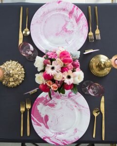 DIY marbled plate chargers